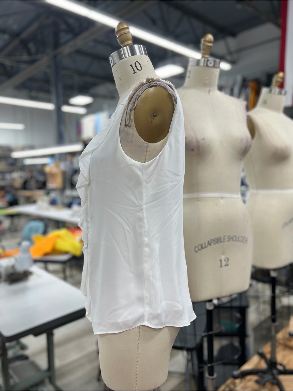WHBM Ruffle Blouse S - Picture 4 of 10